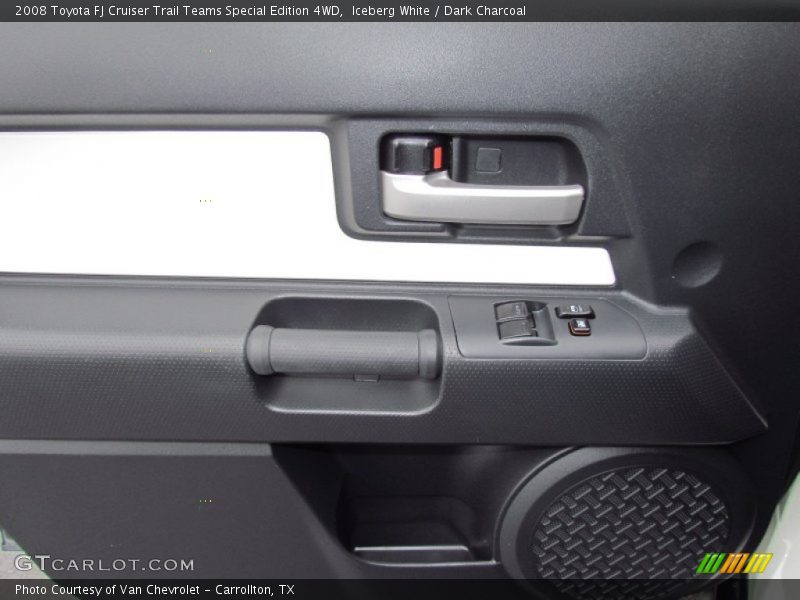 Iceberg White / Dark Charcoal 2008 Toyota FJ Cruiser Trail Teams Special Edition 4WD