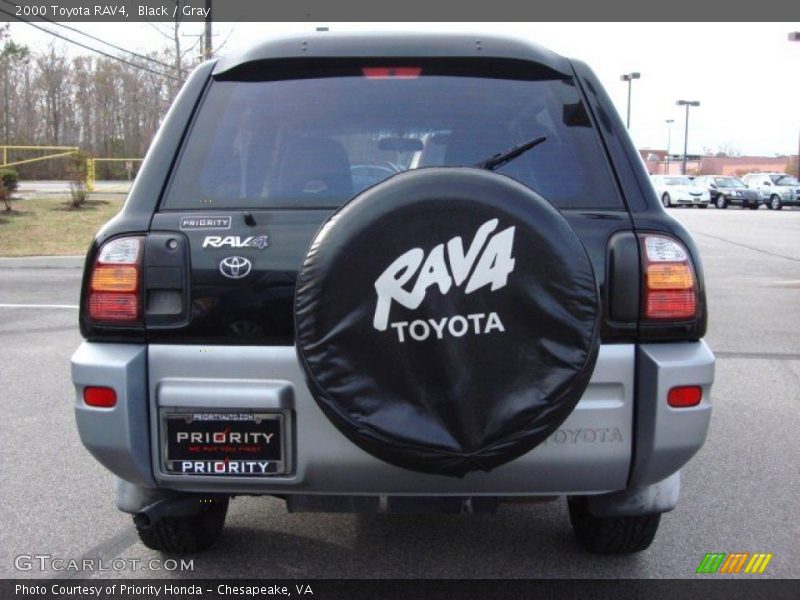 Black / Gray 2000 Toyota RAV4