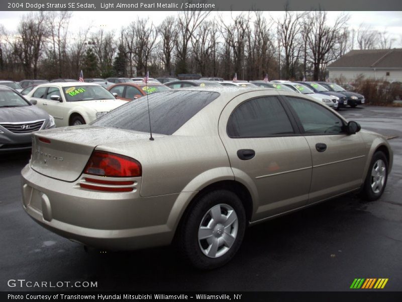 Light Almond Pearl Metallic / Sandstone 2004 Dodge Stratus SE Sedan