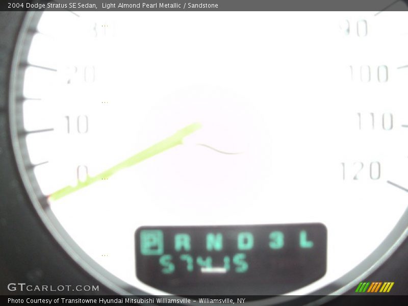 Light Almond Pearl Metallic / Sandstone 2004 Dodge Stratus SE Sedan