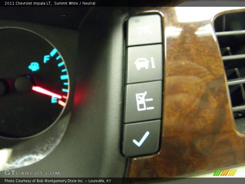 Summit White / Neutral 2011 Chevrolet Impala LT