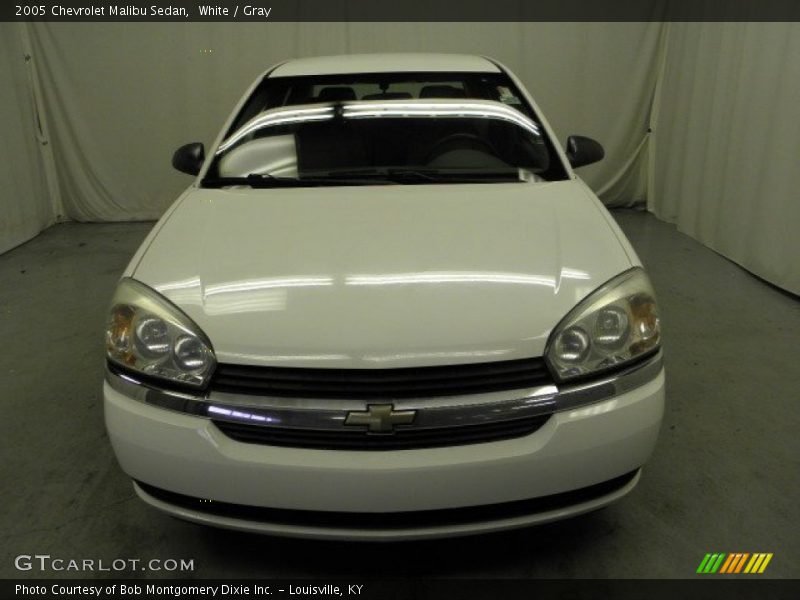 White / Gray 2005 Chevrolet Malibu Sedan