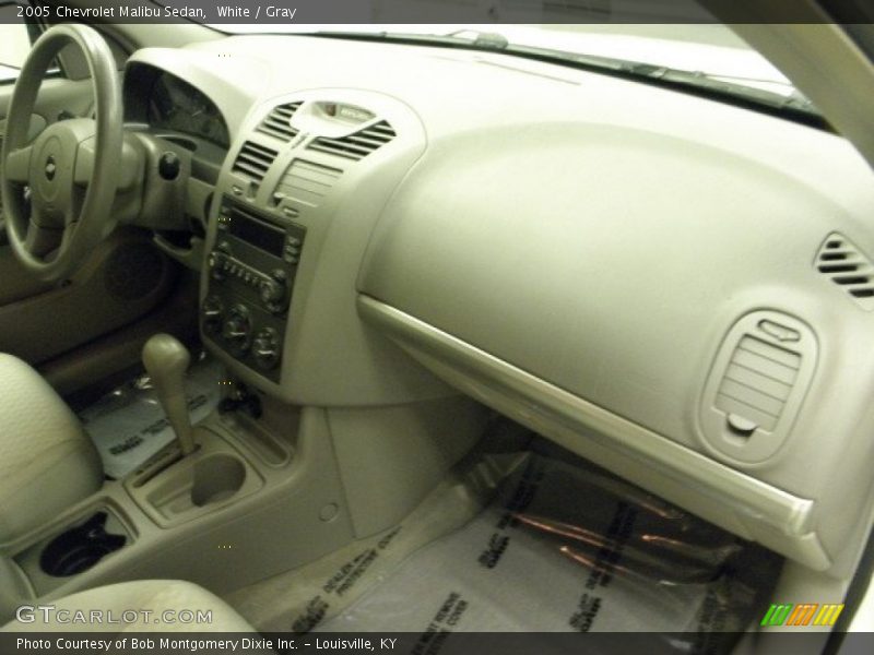 White / Gray 2005 Chevrolet Malibu Sedan