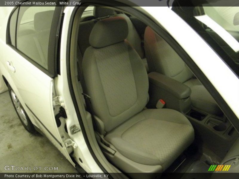 White / Gray 2005 Chevrolet Malibu Sedan