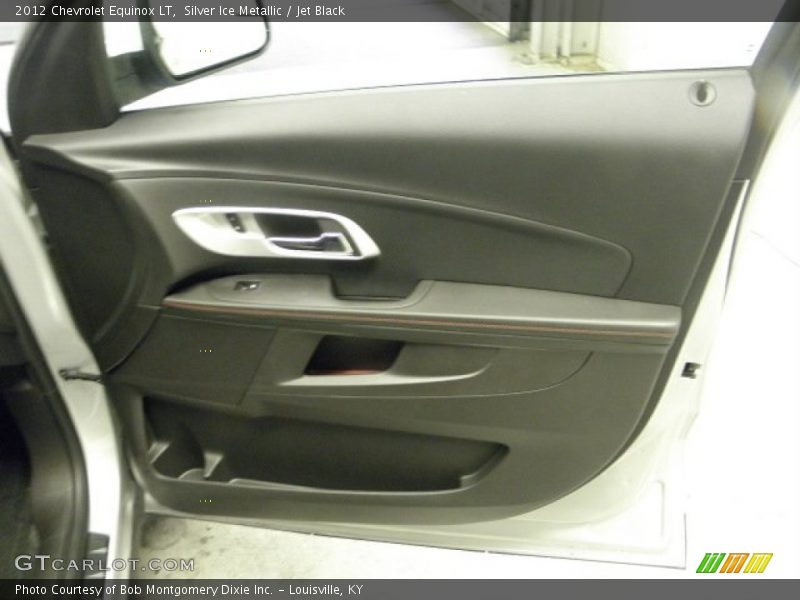 Silver Ice Metallic / Jet Black 2012 Chevrolet Equinox LT