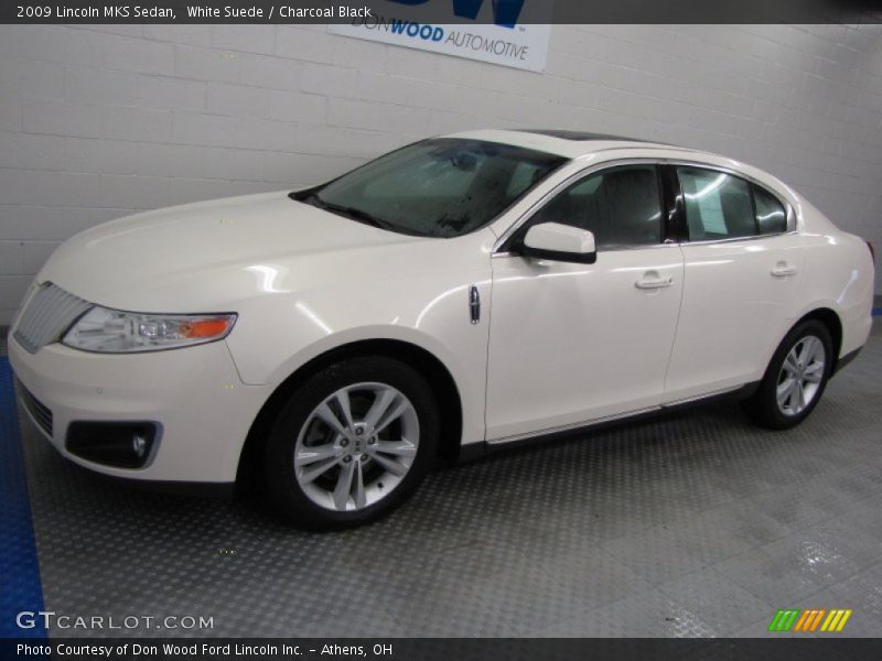 White Suede / Charcoal Black 2009 Lincoln MKS Sedan
