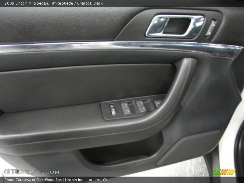 White Suede / Charcoal Black 2009 Lincoln MKS Sedan
