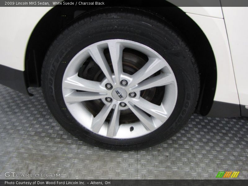 White Suede / Charcoal Black 2009 Lincoln MKS Sedan