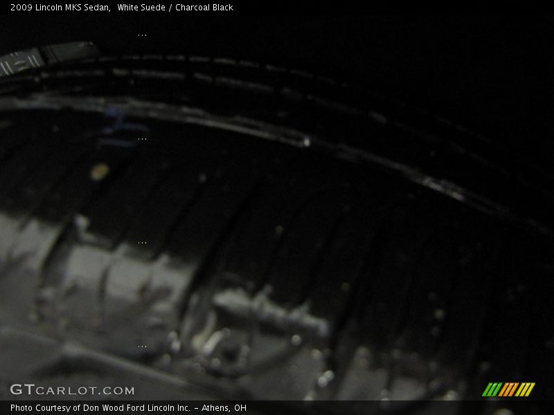 White Suede / Charcoal Black 2009 Lincoln MKS Sedan