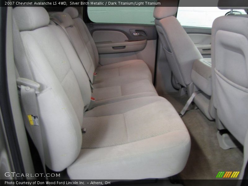 Silver Birch Metallic / Dark Titanium/Light Titanium 2007 Chevrolet Avalanche LS 4WD