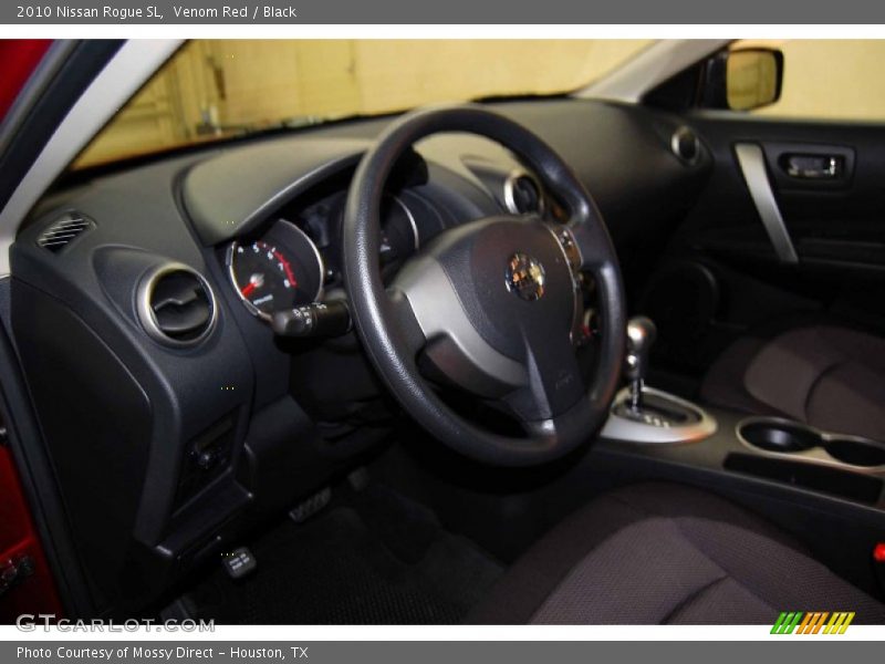Venom Red / Black 2010 Nissan Rogue SL