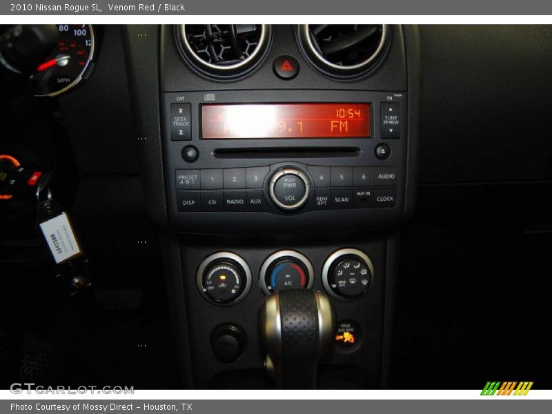 Venom Red / Black 2010 Nissan Rogue SL