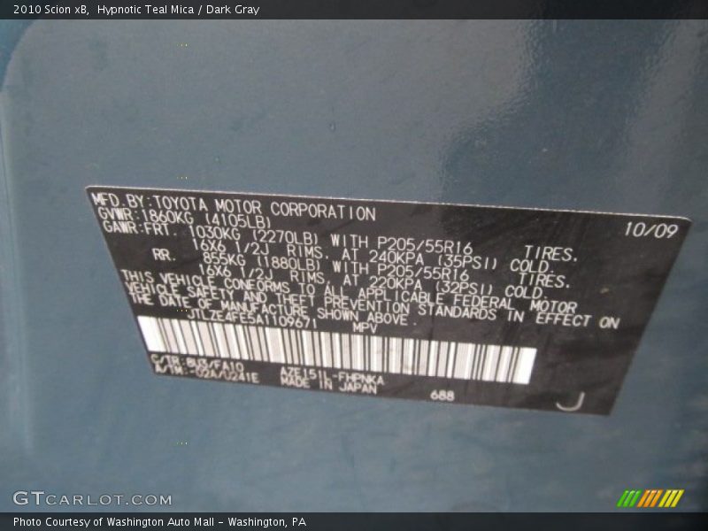 Hypnotic Teal Mica / Dark Gray 2010 Scion xB