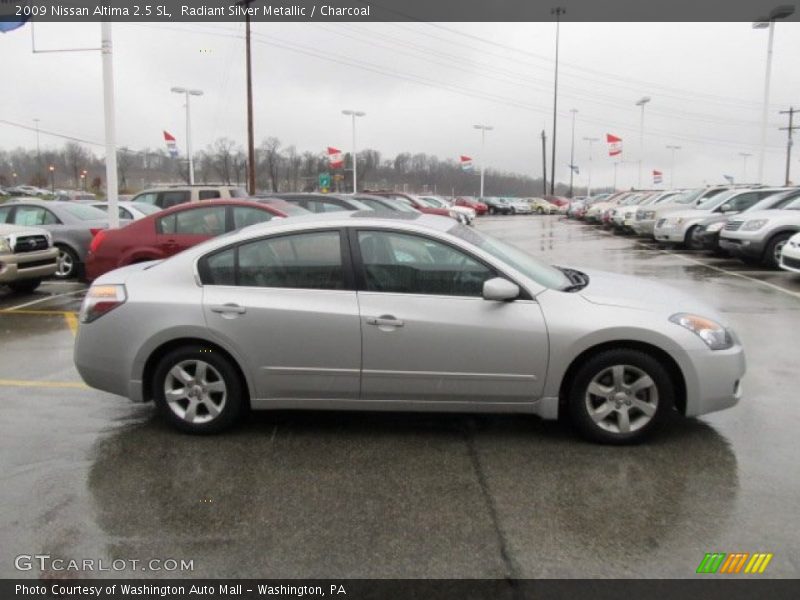 Radiant Silver Metallic / Charcoal 2009 Nissan Altima 2.5 SL