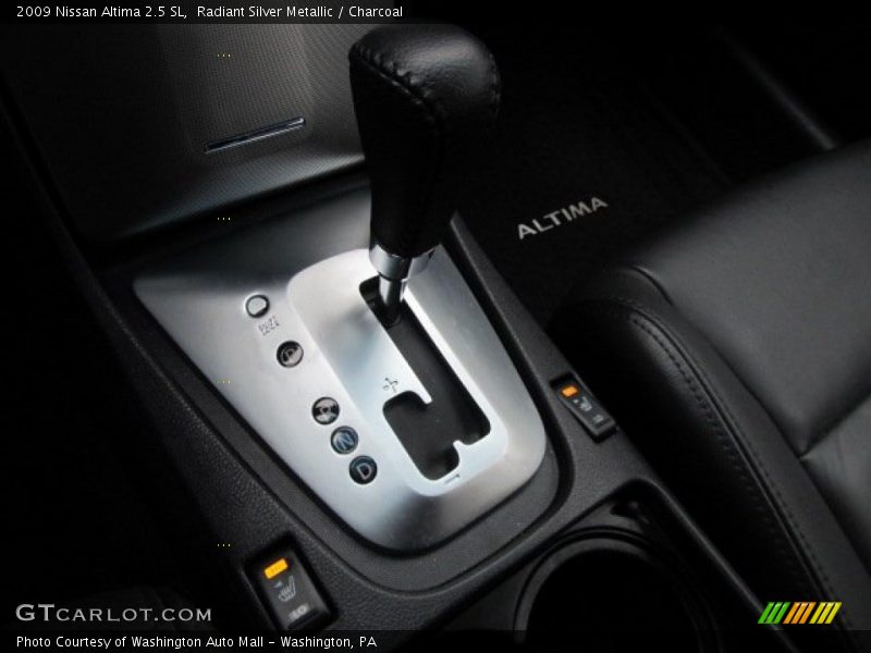 Radiant Silver Metallic / Charcoal 2009 Nissan Altima 2.5 SL