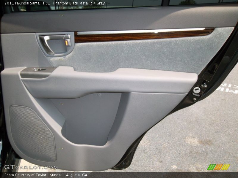 Phantom Black Metallic / Gray 2011 Hyundai Santa Fe SE