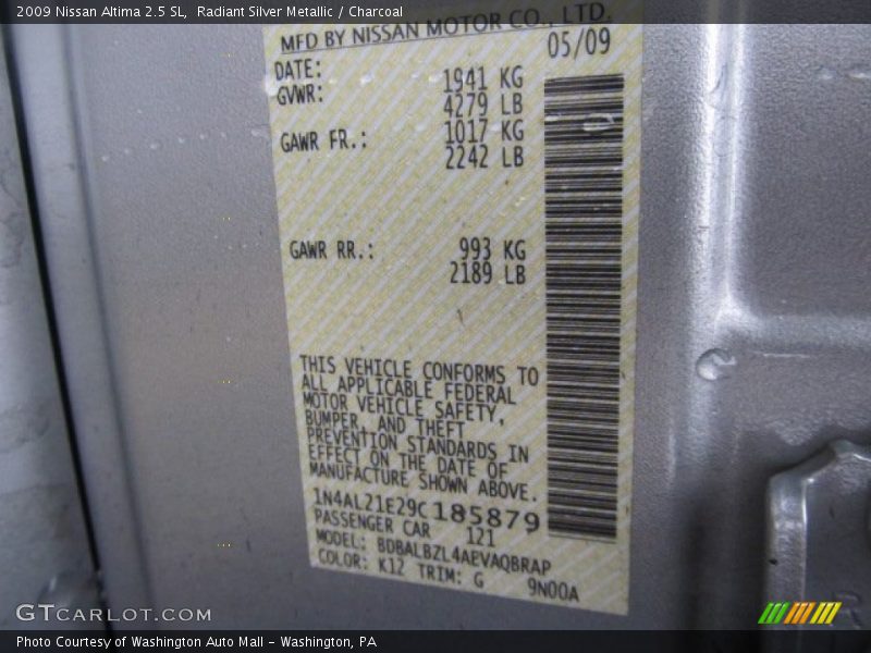 Radiant Silver Metallic / Charcoal 2009 Nissan Altima 2.5 SL