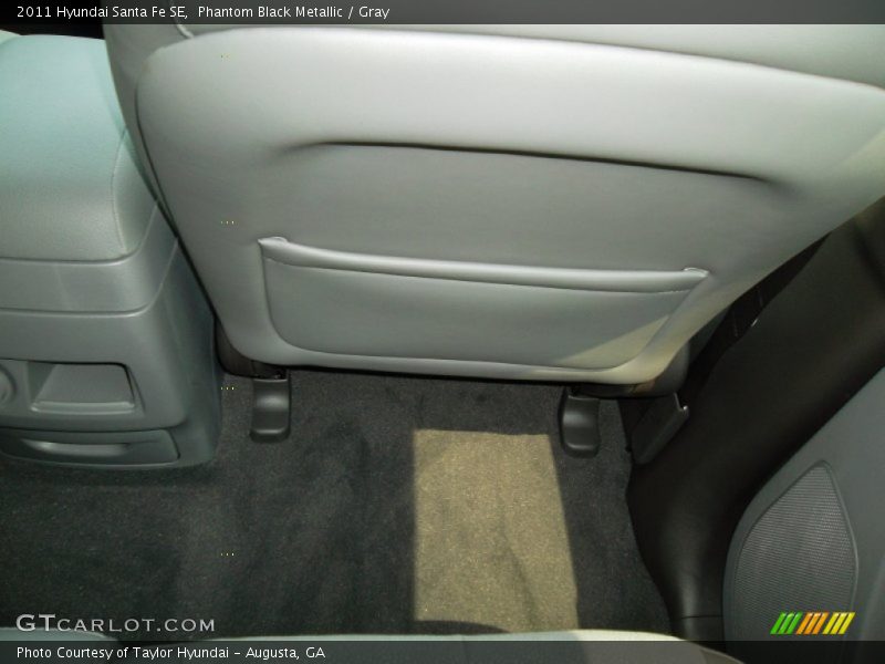 Phantom Black Metallic / Gray 2011 Hyundai Santa Fe SE