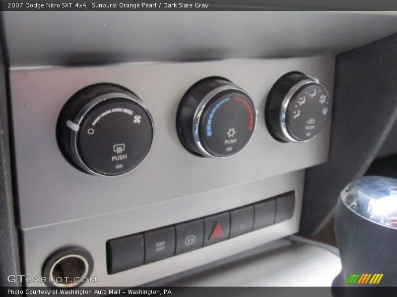 Sunburst Orange Pearl / Dark Slate Gray 2007 Dodge Nitro SXT 4x4