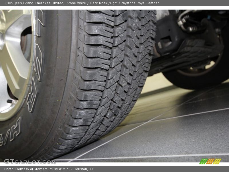 Stone White / Dark Khaki/Light Graystone Royal Leather 2009 Jeep Grand Cherokee Limited