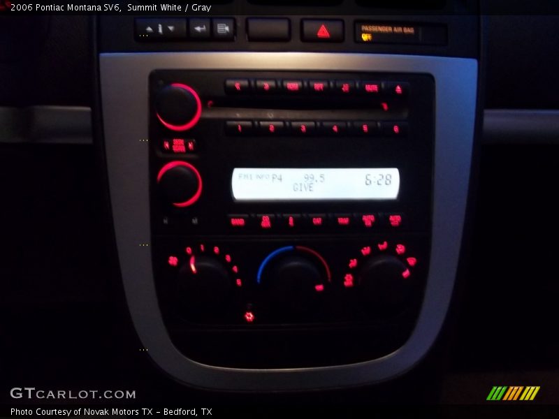 Summit White / Gray 2006 Pontiac Montana SV6