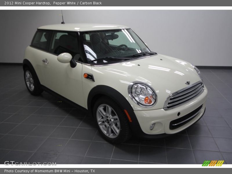 Pepper White / Carbon Black 2012 Mini Cooper Hardtop