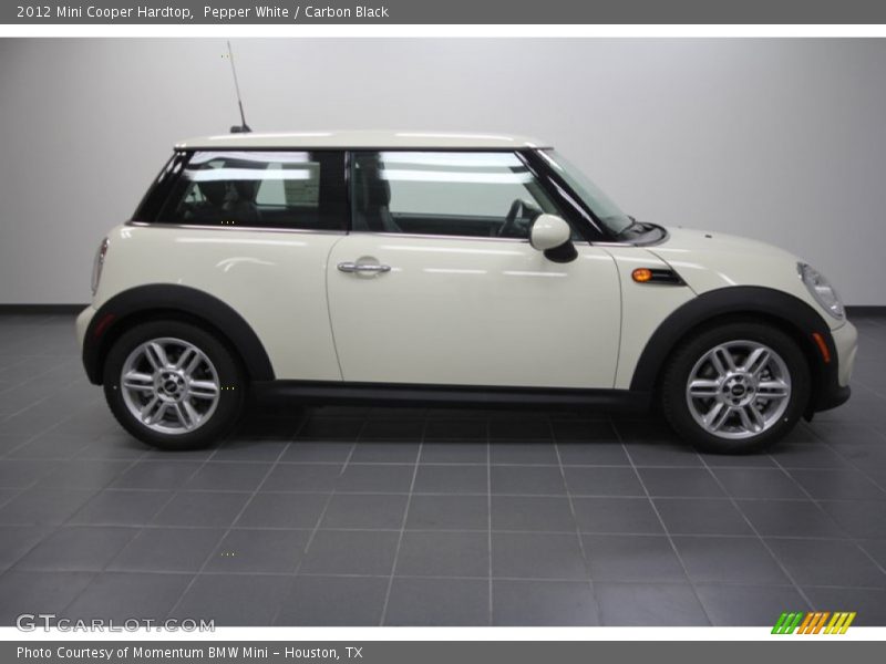 Pepper White / Carbon Black 2012 Mini Cooper Hardtop
