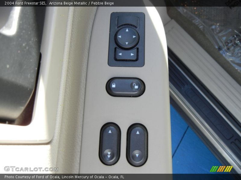 Arizona Beige Metallic / Pebble Beige 2004 Ford Freestar SES