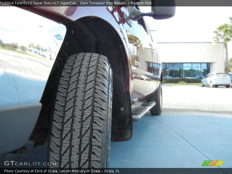 Dark Toreador Red Metallic / Medium Flint 2004 Ford F250 Super Duty XLT SuperCab