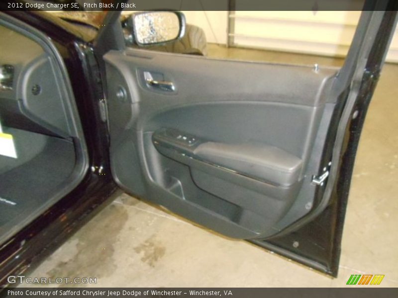 Pitch Black / Black 2012 Dodge Charger SE