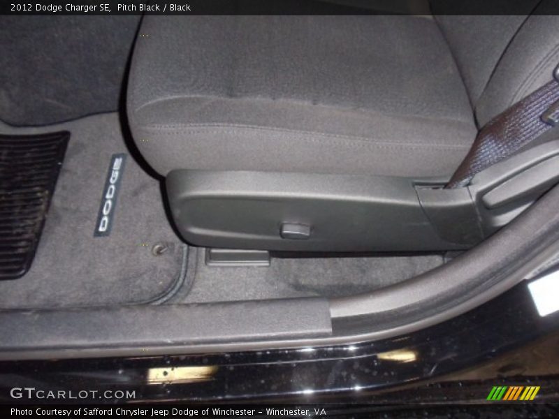 Pitch Black / Black 2012 Dodge Charger SE