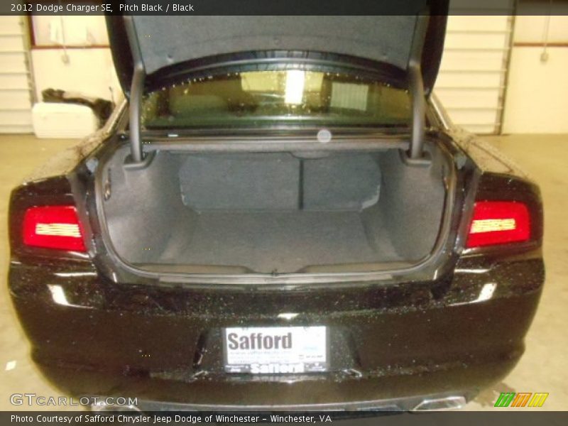 Pitch Black / Black 2012 Dodge Charger SE