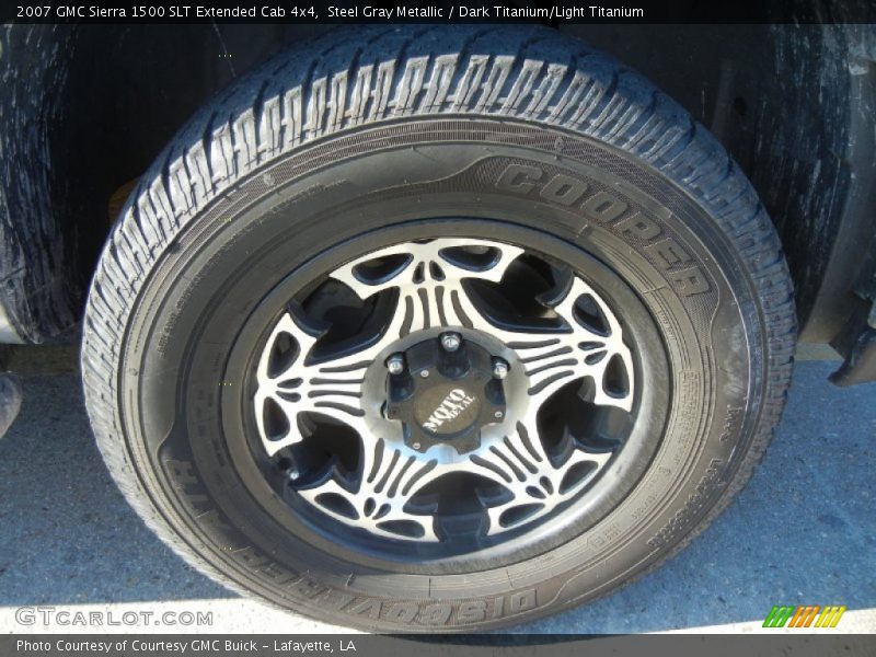 Custom Wheels of 2007 Sierra 1500 SLT Extended Cab 4x4