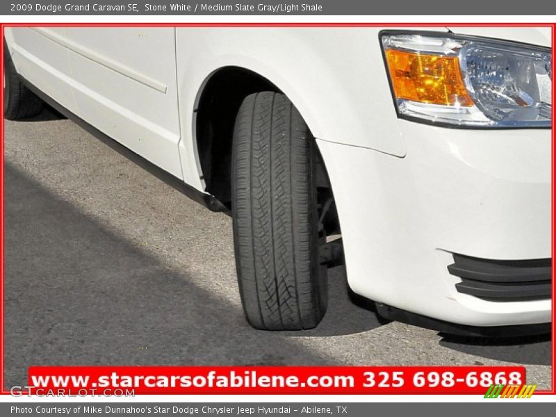Stone White / Medium Slate Gray/Light Shale 2009 Dodge Grand Caravan SE