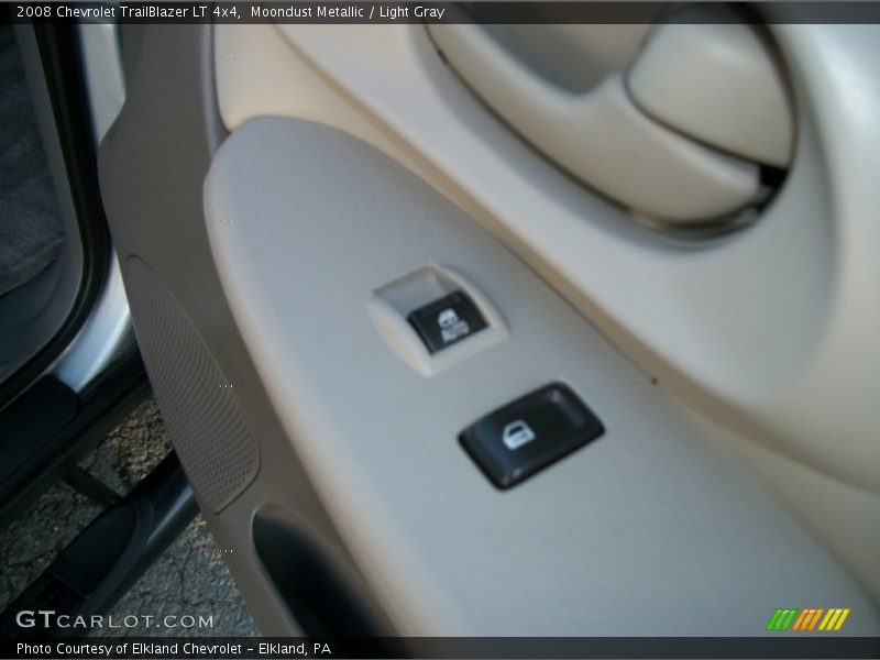 Moondust Metallic / Light Gray 2008 Chevrolet TrailBlazer LT 4x4