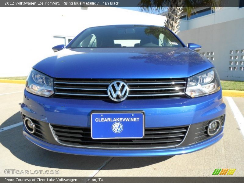 Rising Blue Metallic / Titan Black 2012 Volkswagen Eos Komfort
