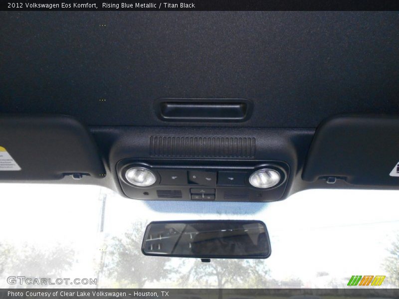 Rising Blue Metallic / Titan Black 2012 Volkswagen Eos Komfort