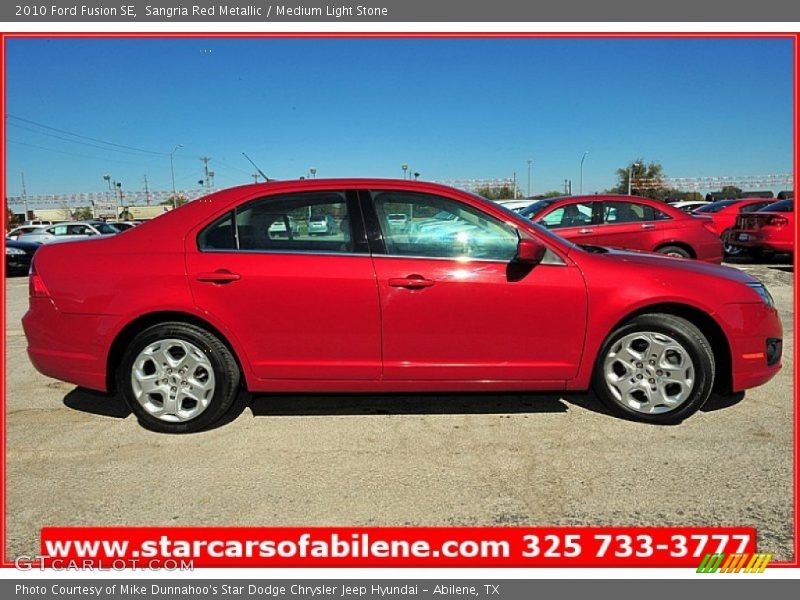 Sangria Red Metallic / Medium Light Stone 2010 Ford Fusion SE