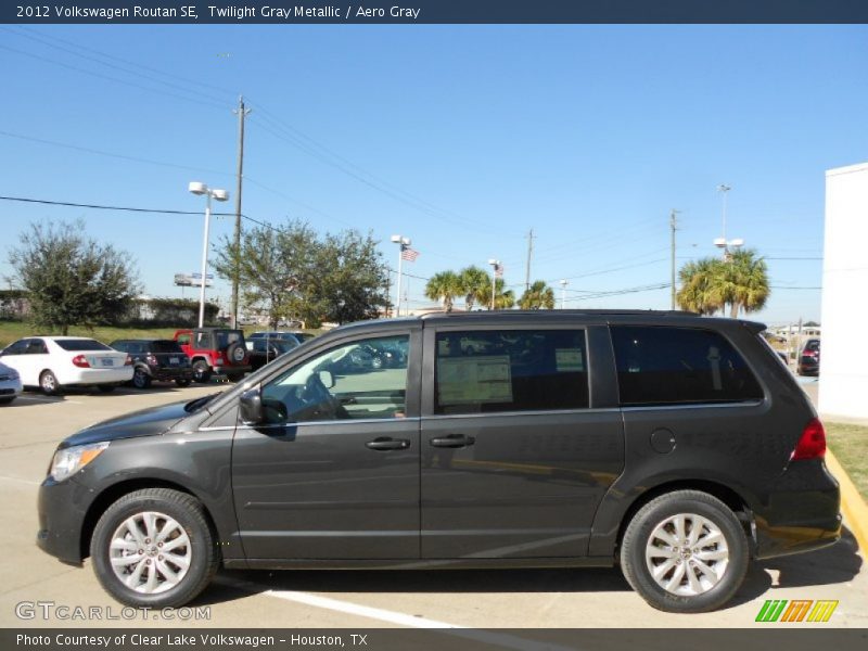 Twilight Gray Metallic / Aero Gray 2012 Volkswagen Routan SE