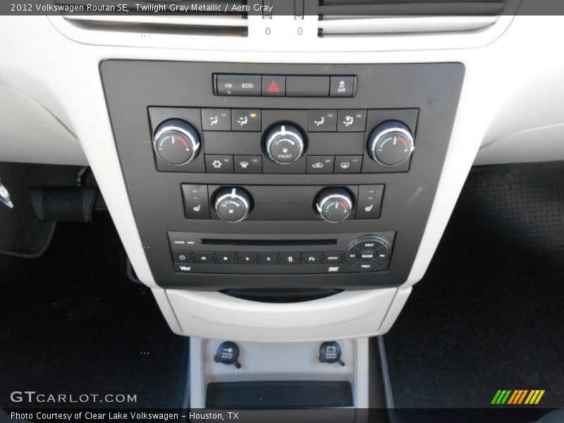 Controls of 2012 Routan SE