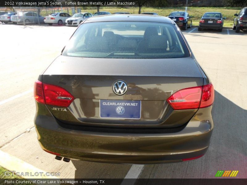 Toffee Brown Metallic / Latte Macchiato 2012 Volkswagen Jetta S Sedan