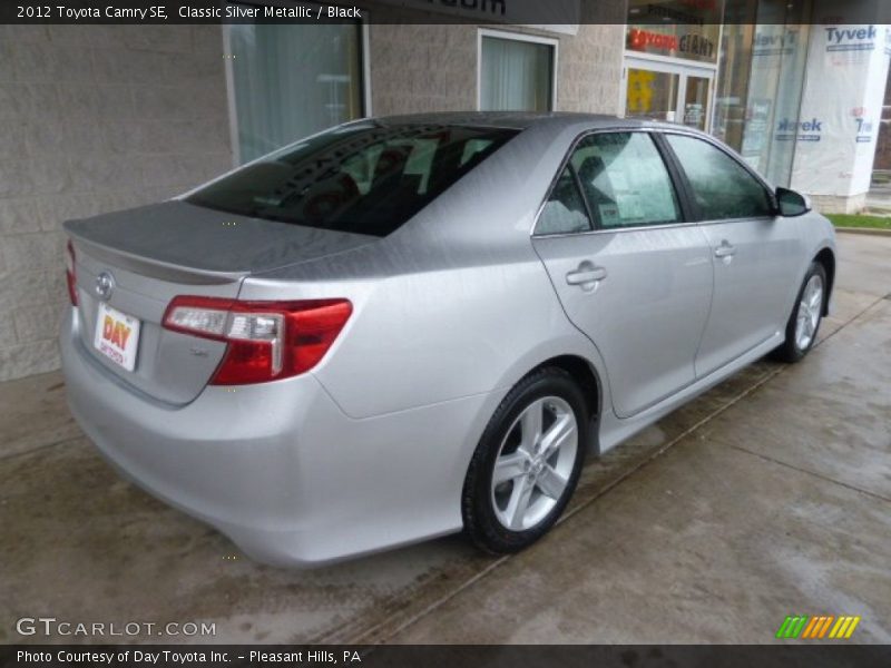 Classic Silver Metallic / Black 2012 Toyota Camry SE