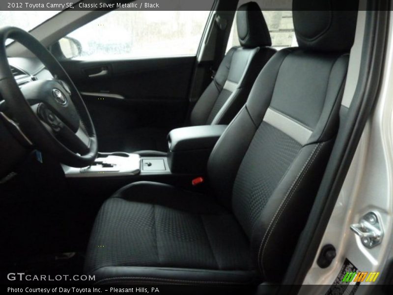 Classic Silver Metallic / Black 2012 Toyota Camry SE