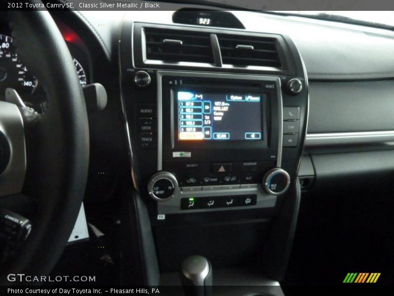 Classic Silver Metallic / Black 2012 Toyota Camry SE