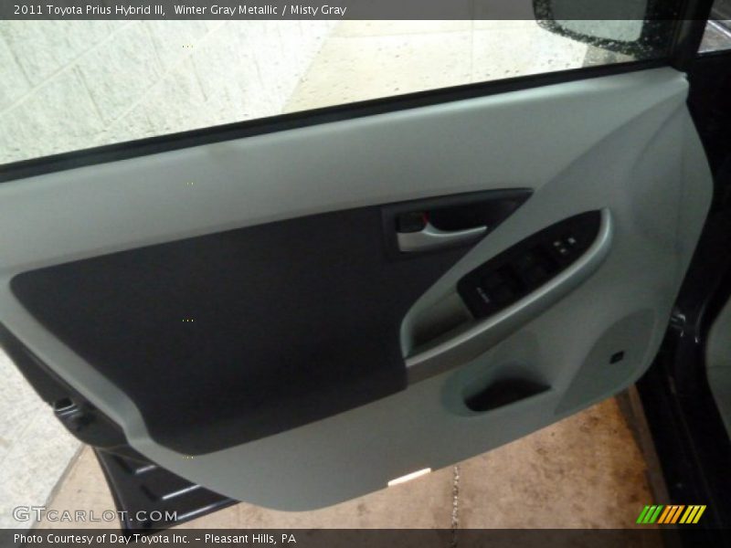Winter Gray Metallic / Misty Gray 2011 Toyota Prius Hybrid III