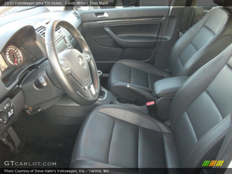 Candy White / Titan Black 2010 Volkswagen Jetta TDI Sedan
