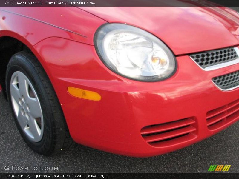 Flame Red / Dark Slate Gray 2003 Dodge Neon SE