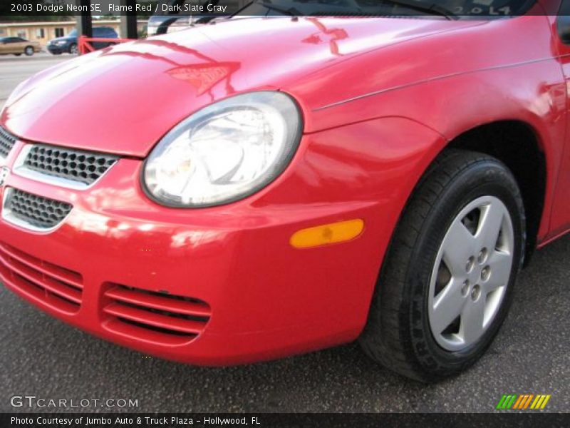 Flame Red / Dark Slate Gray 2003 Dodge Neon SE