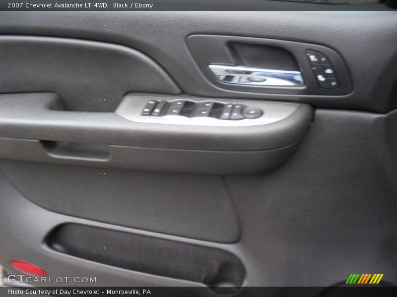 Black / Ebony 2007 Chevrolet Avalanche LT 4WD