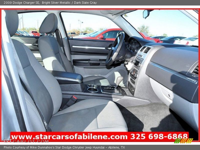 Bright Silver Metallic / Dark Slate Gray 2009 Dodge Charger SE